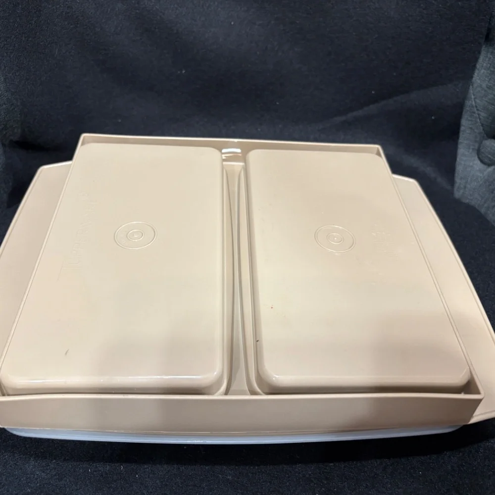 Vintage Tupperware Deviled Egg Carrier Storage Almond #723 & Clear Lid #722